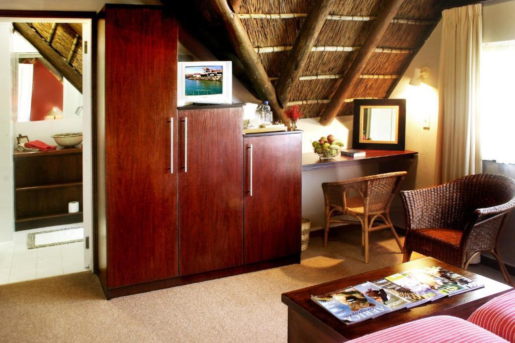 Thatchwood Country Lodge St Francis Bay Bilik gambar